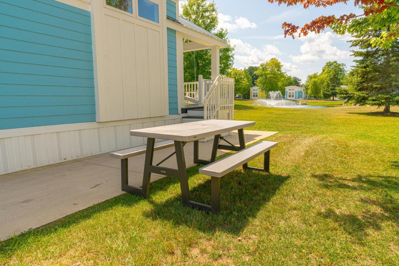 Sun Outdoors Petoskey Bay Harbor Hotel Ngoại thất bức ảnh